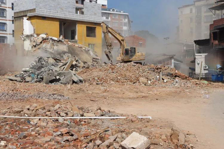 靠规划部门回函和航拍图斑定违建？不靠谱的限期拆除终被撤